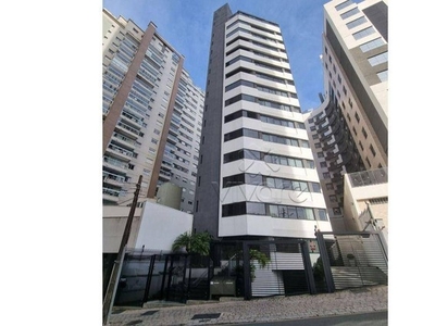 Apartamento com 4 dormitórios para alugar, 171 m² por R$ 4.770,88/mês - Cristo Rei - Curit