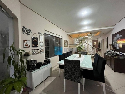 Casa à venda, 243 m², 4 dorm. 2 suítes, no Condomínio Altos da Serra VI! Venha visitar!