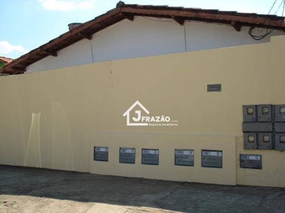 Casa com 2 dormitórios para alugar, 60 m² por R$ 868,00/mês - Setor Criméia Leste - Goiâni