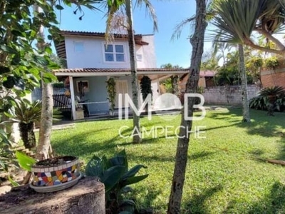 Casa com amplo terreno no Rio Tavares - Florianópolis SC