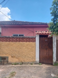 Casa para venda tem 36 m² com 1 quarto em Mutuá - São Gonçalo - RJ
