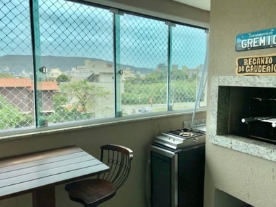 Excelente apartamento à 230m da praia de bombas