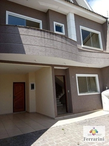 Sobrado com 3 dormitórios para alugar, 180 m² por R$ 3.000,00/mês - Butiatuvinha - Curitib