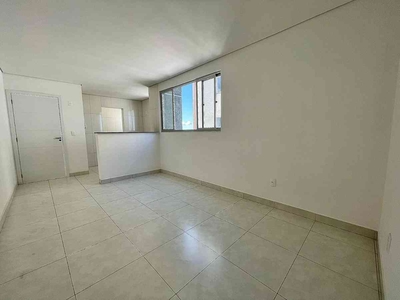 Apartamento com 2 quartos à venda no bairro Cabral, 62m²