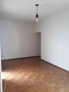 Apartamento com 3 quartos à venda no bairro Barro Preto, 100m²