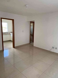 Apartamento com 3 quartos à venda no bairro Europa, 60m²