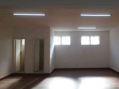 Apartamento com 3 quartos à venda no bairro João Pinheiro, 80m²