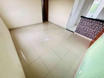 Apartamento com 3 quartos à venda no bairro Rio Branco, 80m²