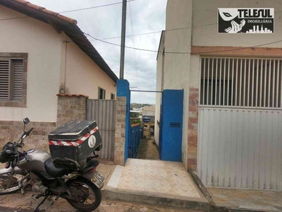 Casa com 2 quartos à venda no bairro Bom Pastor, 126m²