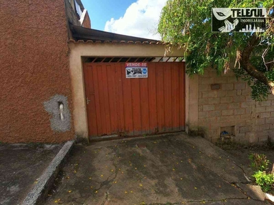Casa com 2 quartos à venda no bairro Imaculada Conceição, 200m²