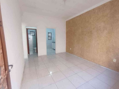 Casa com 2 quartos à venda no bairro Parque Xangri-lá, 65m²