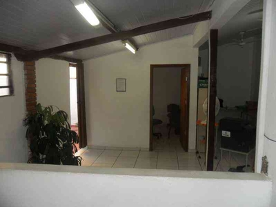 Casa com 3 quartos à venda no bairro Alípio de Melo, 201m²