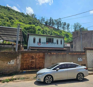 Casa com 3 quartos à venda no bairro Ana Moura, 155m²