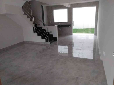 Casa com 3 quartos à venda no bairro Itapoã, 145m²