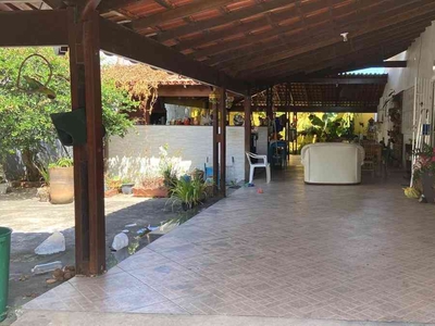 Casa com 3 quartos à venda no bairro Parque Jacaraípe, 330m²