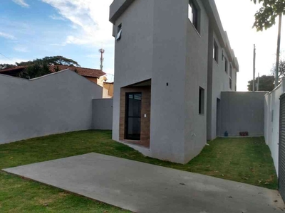 Casa com 3 quartos à venda no bairro Planalto, 198m²