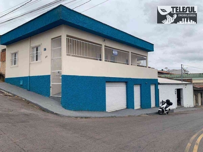 Casa com 3 quartos à venda no bairro Vila São Geraldo, 253m²