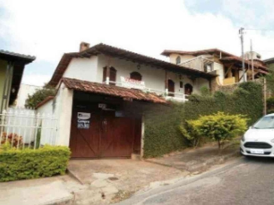 Casa com 4 quartos à venda no bairro Álvaro Camargos, 250m²