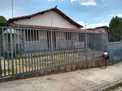 Casa com 4 quartos à venda no bairro Céu Azul, 525m²