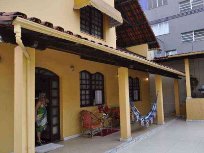 Casa com 4 quartos à venda no bairro Eldorado, 280m²