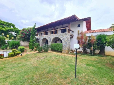 Casa com 6 quartos à venda no bairro São Luiz (pampulha), 569m²