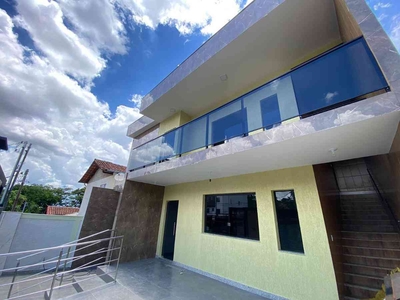 Casa com 6 quartos para alugar no bairro Santa Mônica, 650m²