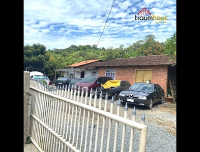 Casa no Bairro Vila Itoupava em Blumenau com 5 Dormitórios