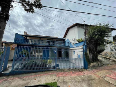 Casa com 1 quarto para alugar no bairro São José, 420m²