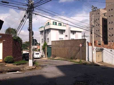 Galpão à venda no bairro Nova Suíssa, 300m²