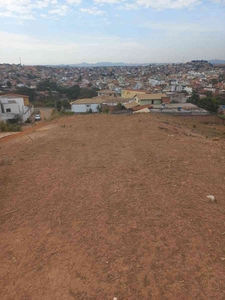 Lote à venda no bairro Tropical, 3176m²