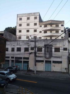 Prédio com 53 quartos à venda no bairro Santo Antônio, 4115m²