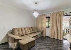 CASA com 2 dormitórios e 2 garagens