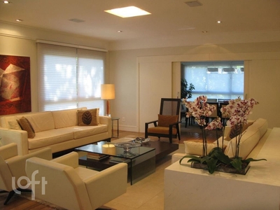 Apartamento à venda em Moema Pássaros com 468 m², 5 quartos, 5 suítes, 6 vagas