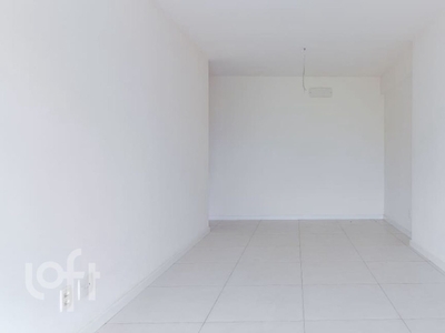 Apartamento à venda em Recreio dos Bandeirantes com 88 m², 3 quartos, 2 vagas