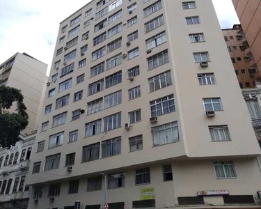 Apartamento com um quarto e sala no centro do Rio de Janeiro