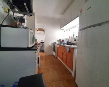 Apartamento de 2 dormitórios, no bairro Cidade baixa, próximo a nova Orla do Guaíba