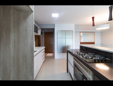 Apartamento no Bairro Salto em Blumenau com 2 Dormitórios (1 suíte) e 75 m²