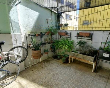 Apartamento para venda com 100 metros quadrados com 3 quartos em Jardim Glória - Juiz de F