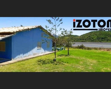 Casa 3 quartos na lagoa em rua asfaltada, lote 1.000 m²