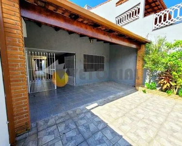 Casa com 2 dormitórios à venda por R$ 365.000,00 - Praia das Palmeiras - Caraguatatuba/SP