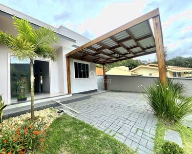 Casa com amplo terreno na Guabiruba ( Aceita Financiamento