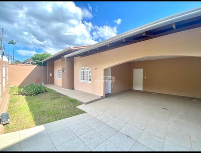 Casa no Bairro Água Verde em Blumenau com 3 Dormitórios e 166.5 m²