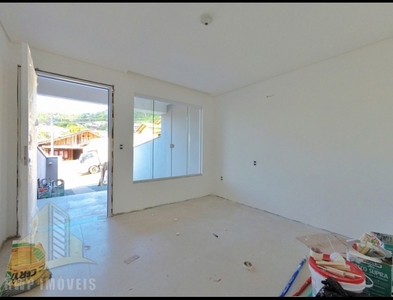 Casa no Bairro Ponta Aguda em Blumenau com 2 Dormitórios (1 suíte) e 77 m²