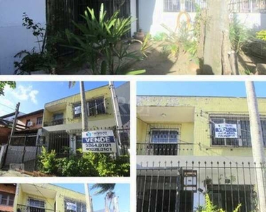 Casa para Venda - 121m², 3 dormitórios, sendo 1 suites, 2 vagas - Passo da Areia