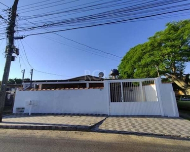 Casa para Venda - 70m², 3 dormitórios, 1 vaga - Restinga