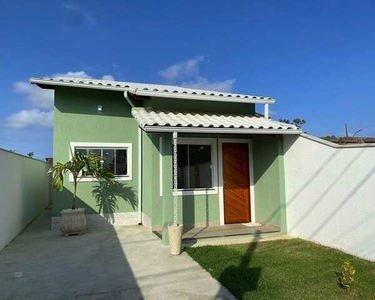Casa para venda tem 200 metros quadrados com 2 quartos em Gralha Azul - Fazenda Rio Grande