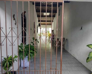 Fran - Casa com 200 metros quadrados com 3 quartos em Graças - Recife - PE