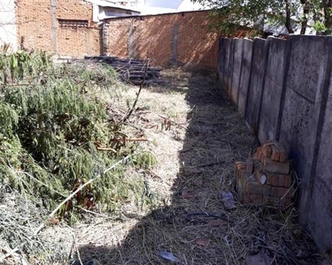 Terreno à venda na Vila Assis, em Sorocaba -SP