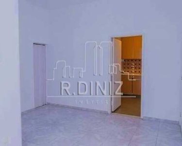 Tijuca. Quarto e Sala. 48m2. R$ 290mil