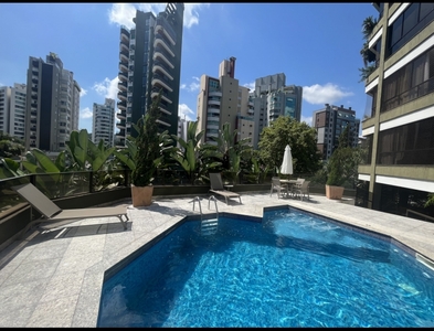 Apartamento no Bairro Jardim Blumenau em Blumenau com 3 Dormitórios (3 suítes) e 286.35 m²